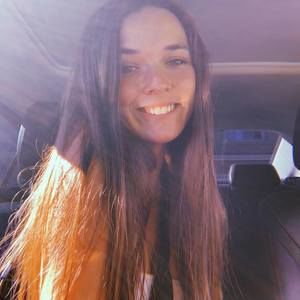 Meet your Posher, Jasmine